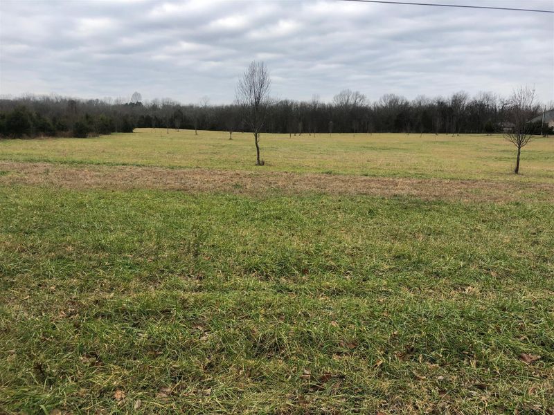 18 Johnson Rd, Murfreesboro, TN 37127