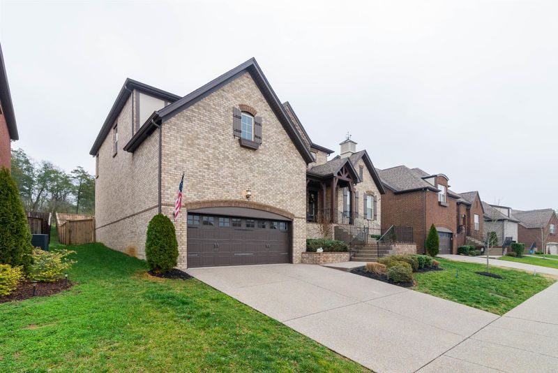 4828 Medalist Cir, Hermitage, TN 37076