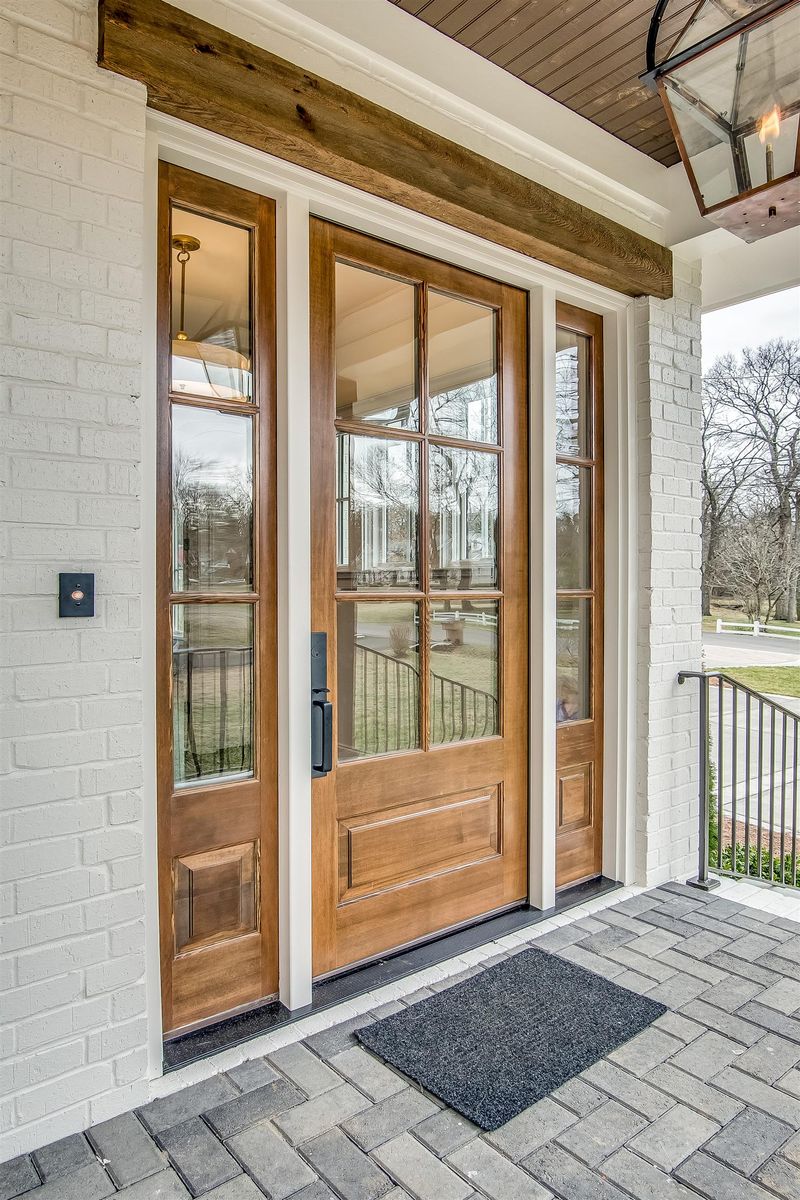 913 Cantrell Ave, Nashville, TN 37215