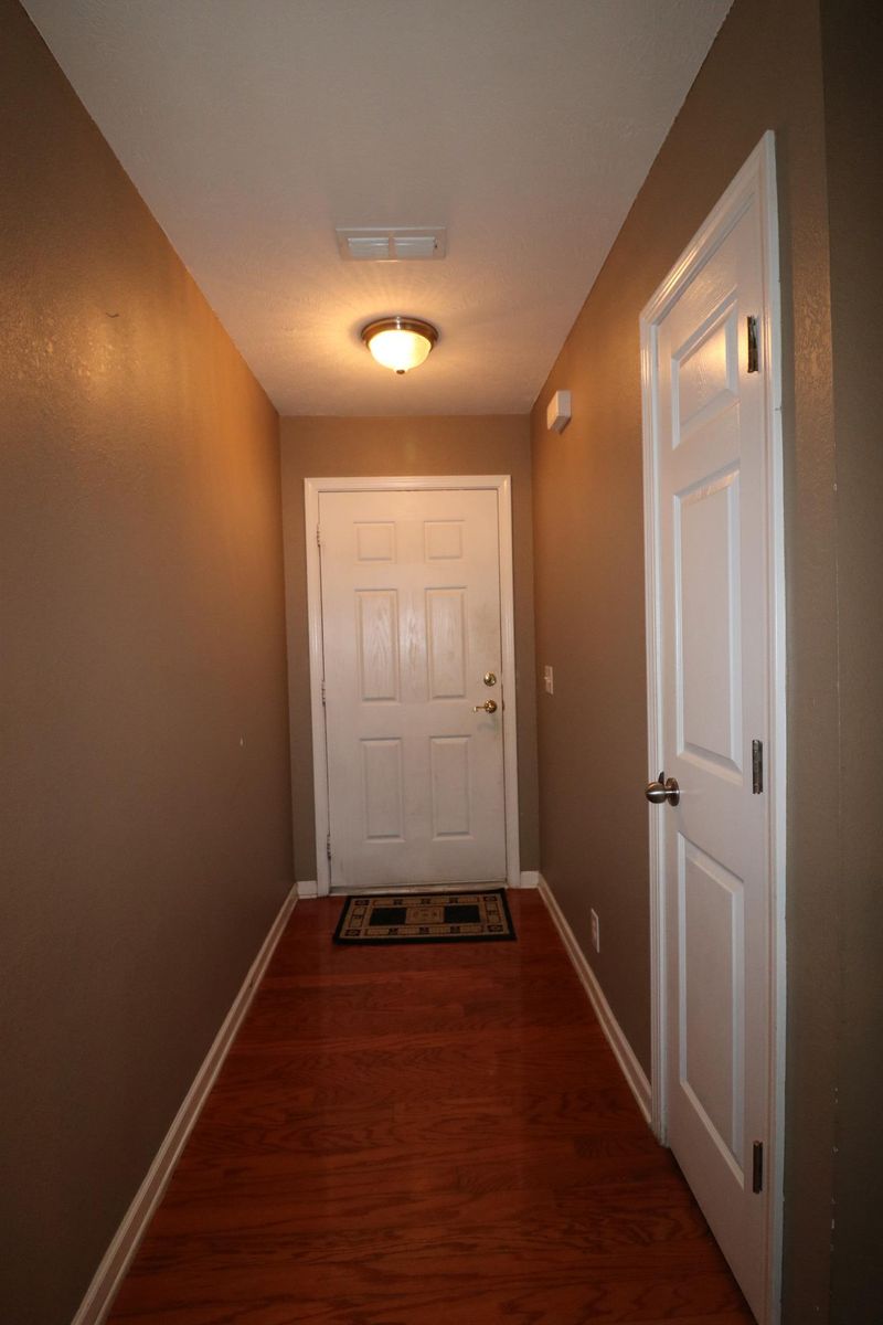 1022 Tom Hailey Blvd, La Vergne, TN 37086