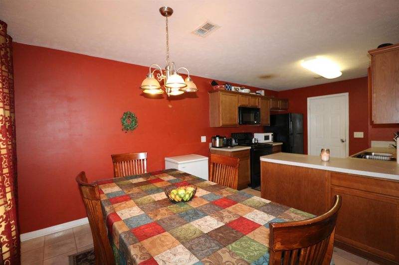 1022 Tom Hailey Blvd, La Vergne, TN 37086
