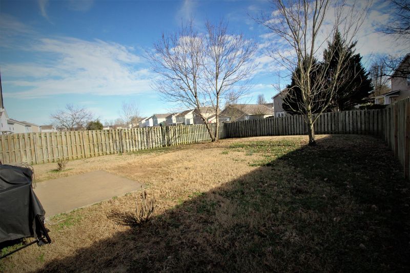 4040 Longfellow Dr, Nashville, TN 37214