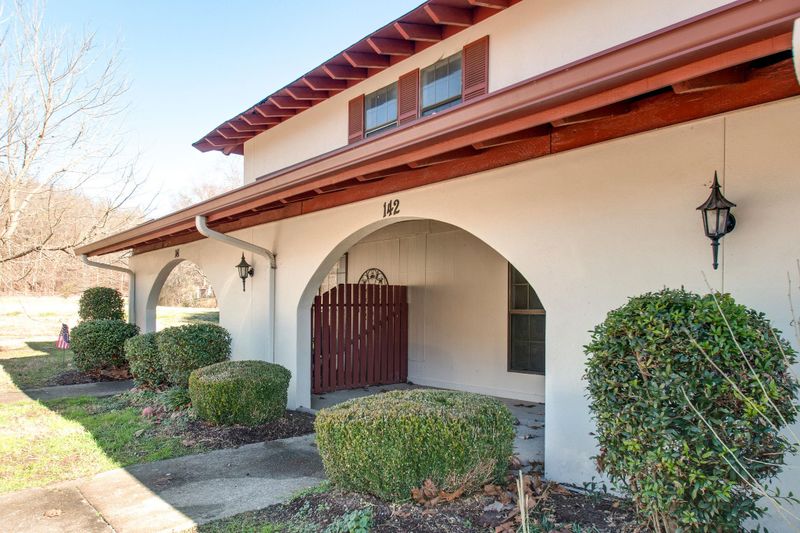214 Old Hickory Blvd Apt 142, Nashville, TN 37221