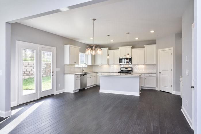 8501 Beautiful Valley Dr, Nashville, TN 37221