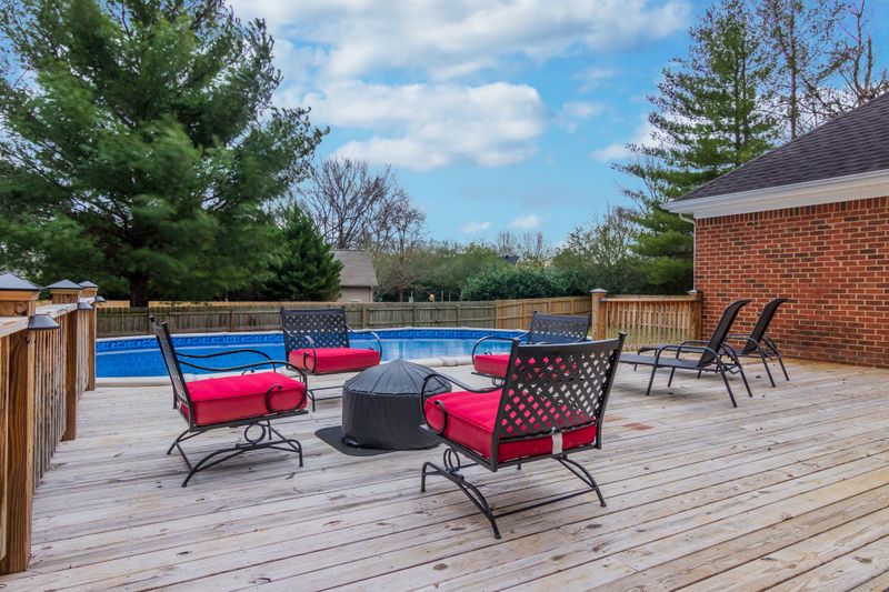 2910 Bowers Ln, Murfreesboro, TN 37129