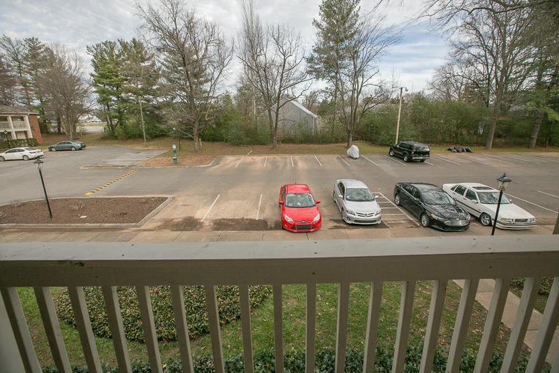 1280 Middle Tennessee Blvd #B-5, Murfreesboro, TN 37130