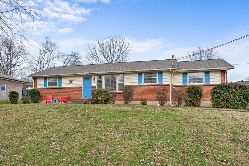 2407 Porter Rd, Nashville, TN 37206