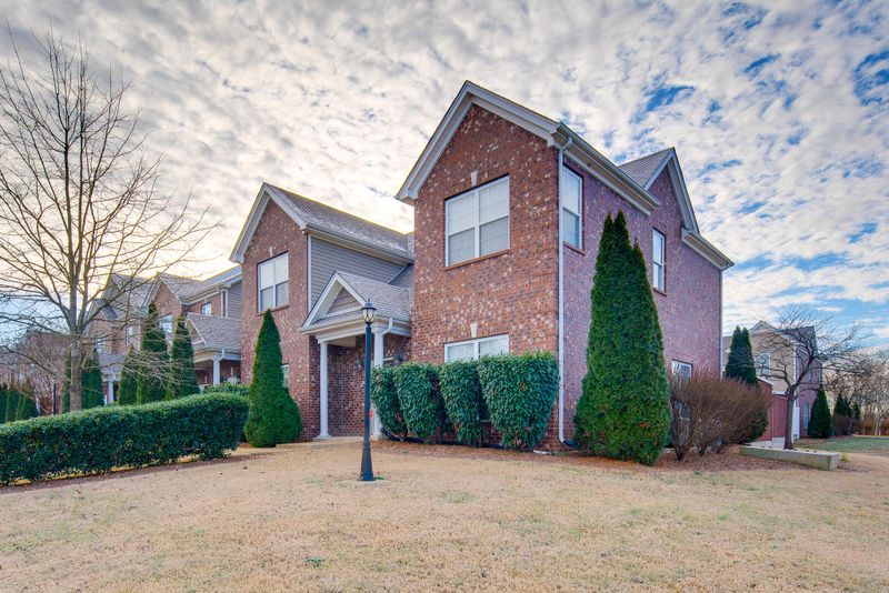 832 General Cabot Ct, Murfreesboro, TN 37129