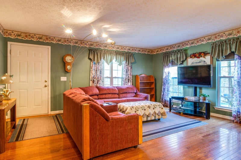 6853 Old Hickory Blvd, Whites Creek, TN 37189