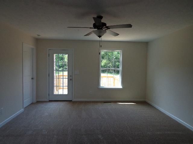2024 Eisley Ln, Columbia, TN 38401
