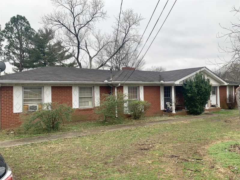 146 Southridge Dr, Nashville, TN 37207