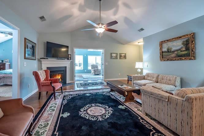 825 S Browns Ln Apt 2002 #2002, Gallatin, TN 37066