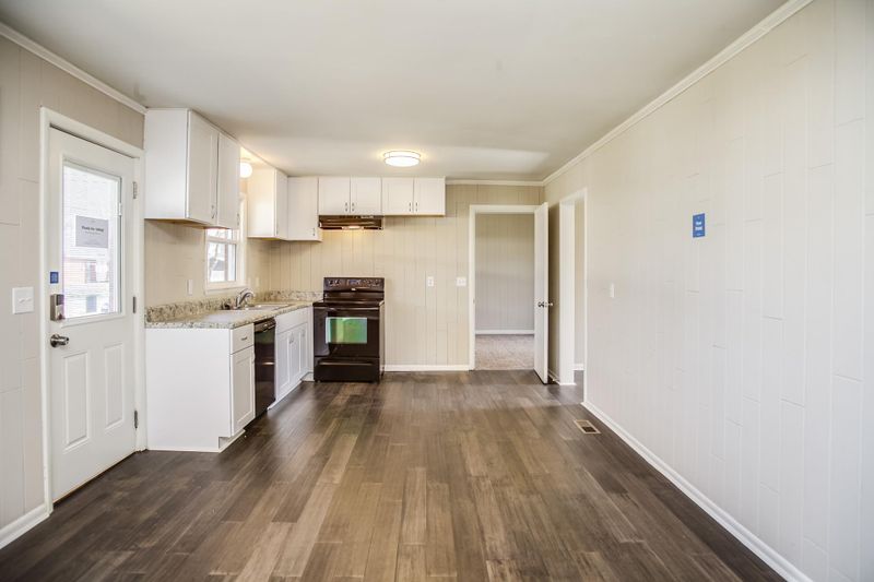 902 Elliott Dr, Murfreesboro, TN 37129
