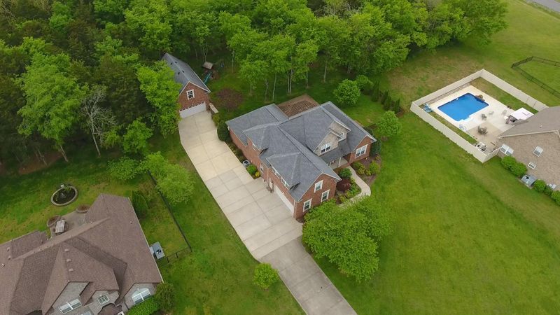 1237 Paramount Dr, Rockvale, TN 37153