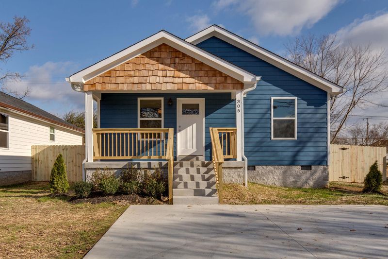 375 Rayon Dr, Old Hickory, TN 37138