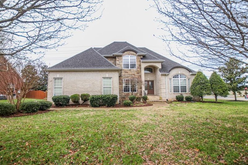 2655 Dora Elizabeth Ct, Murfreesboro, TN 37129