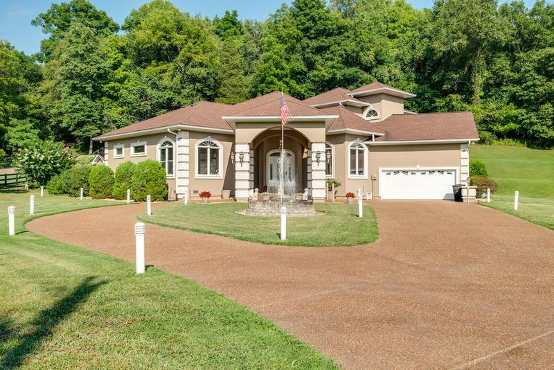 1880 Wilson Pike, Franklin, TN 37067