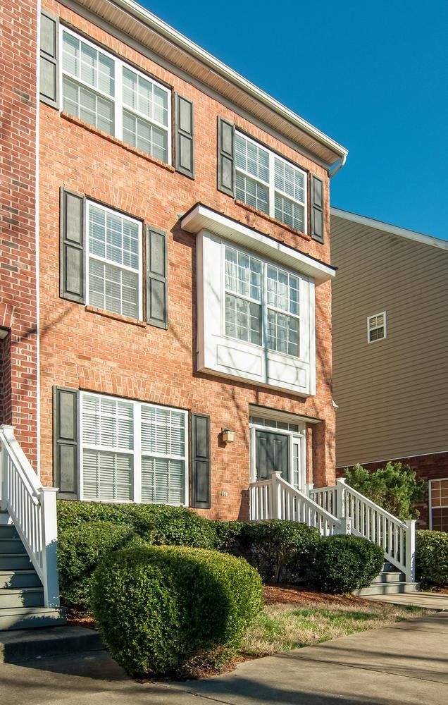8648 Gauphin Pl, Nashville, TN 37211