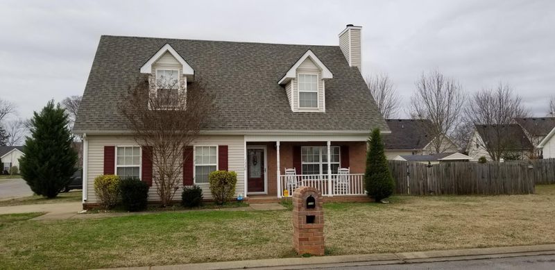 1336 Mac Duff Dr, Murfreesboro, TN 37128