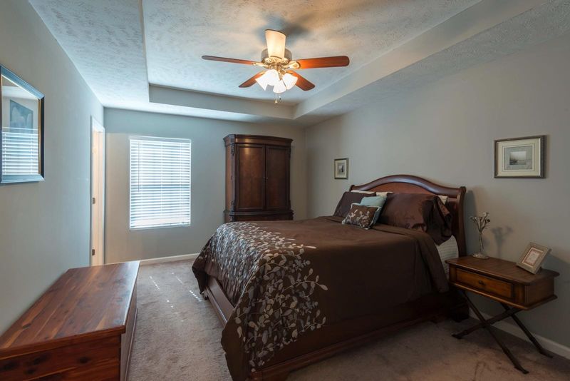 1317 Allison Ct, Lebanon, TN 37087