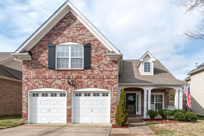 7129 Riverfront Dr, Nashville, TN 37221