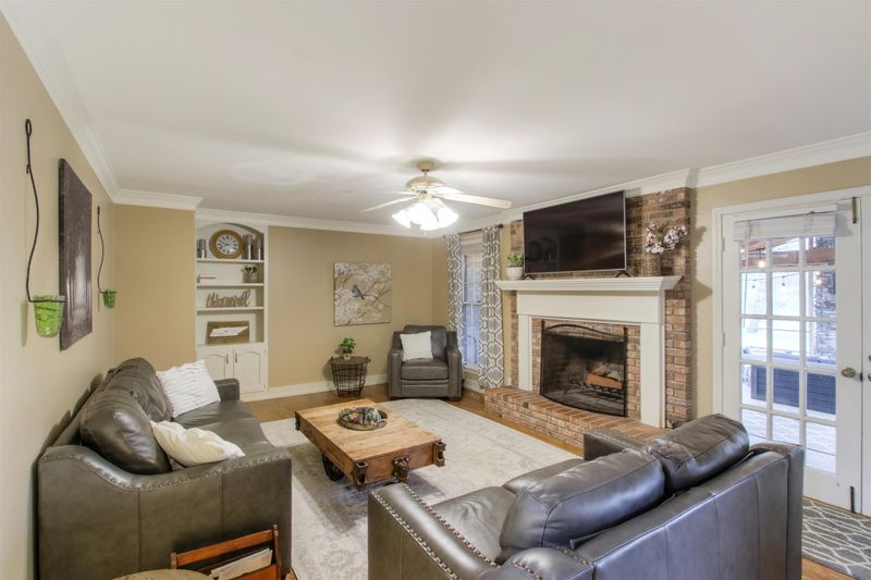1002 Lake Colonial Dr, Arrington, TN 37014