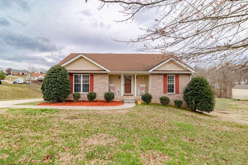 1005 Ridgeview Dr, Pleasant View, TN 37146