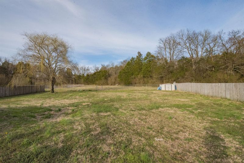 1131 Gardendale Dr, Murfreesboro, TN 37130