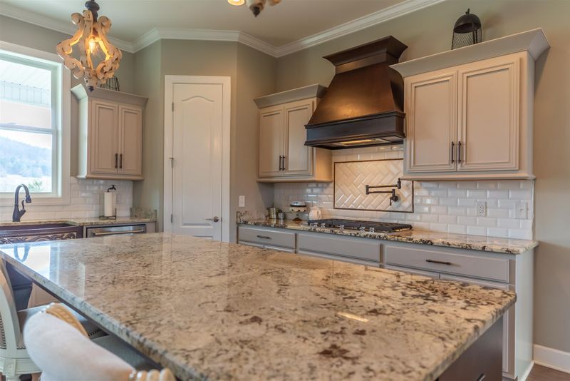 2043 Kennedy Creek Rd, Auburntown, TN 37016