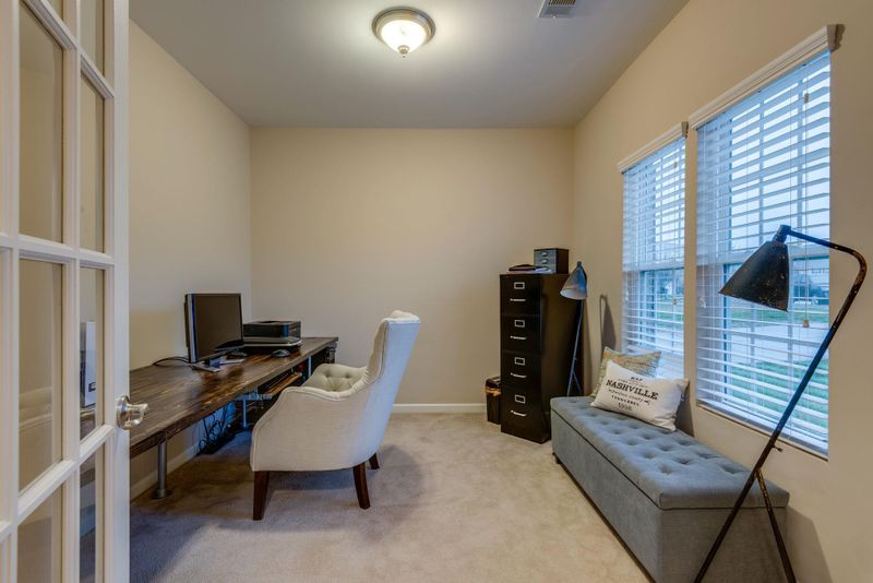1228 Scarcroft Ln, Nashville, TN 37221