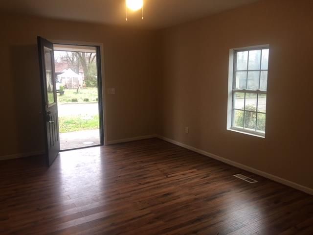 312 S Bilbro Ave, Murfreesboro, TN 37130