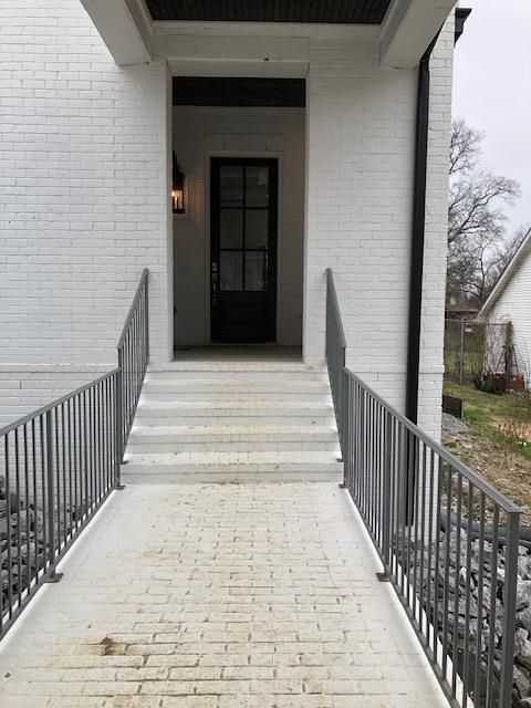 2002A Castleman Dr, Nashville, TN 37215