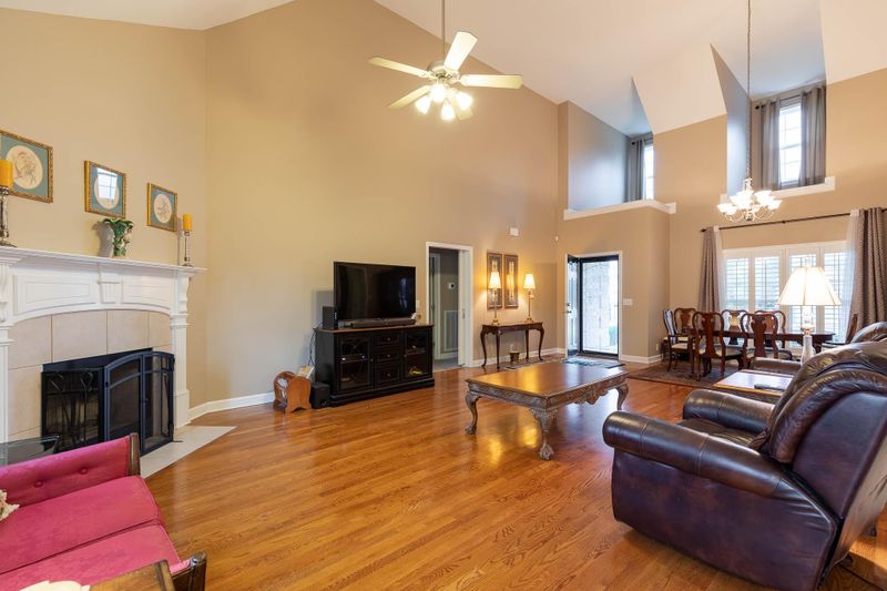 805 Renaissance Ave, Murfreesboro, TN 37129