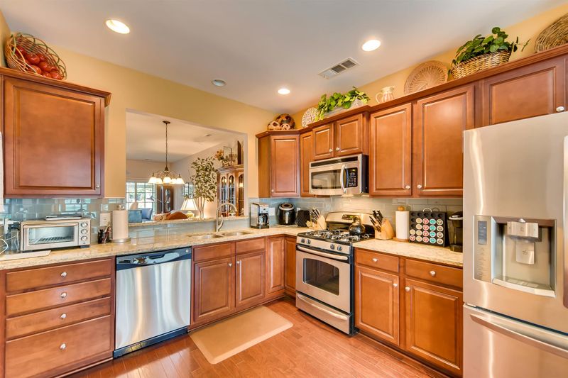 170 Old Towne Dr, Mount Juliet, TN 37122