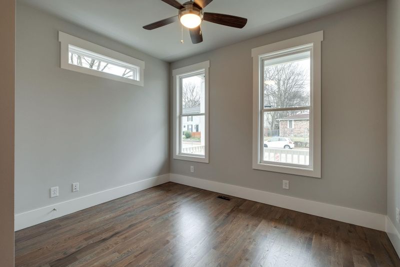 614B 2nd St N, Nashville, TN 37207