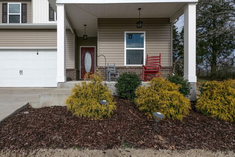 2213 Bee Hive Dr, Columbia, TN 38401