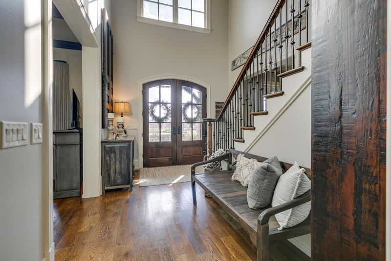 2304 Firefly Ct, Franklin, TN 37069