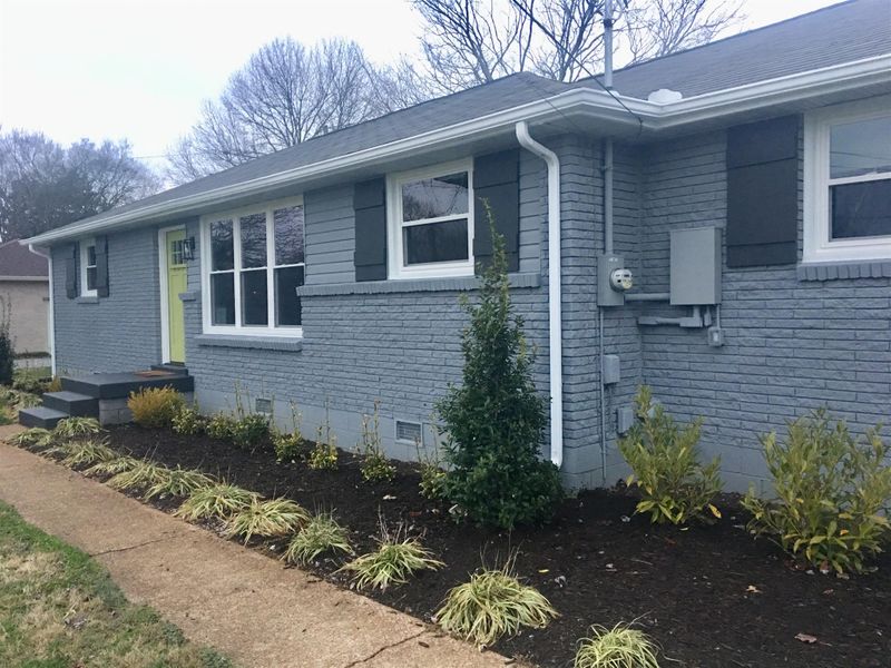 825 E Campbell Rd, Madison, TN 37115