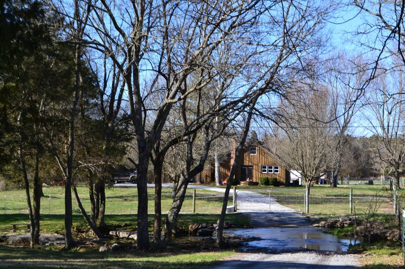 915 Hamilton Chambers Rd, Lebanon, TN 37087