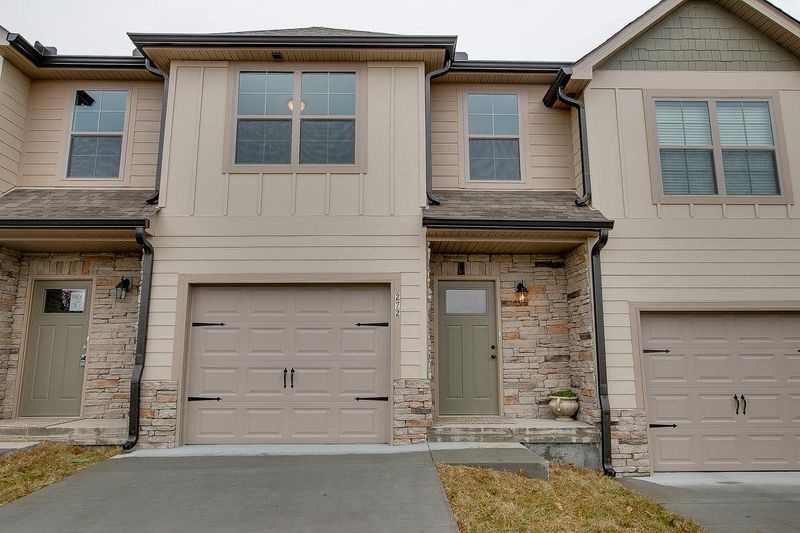 268 Signature Place #9, Lebanon, TN 37087