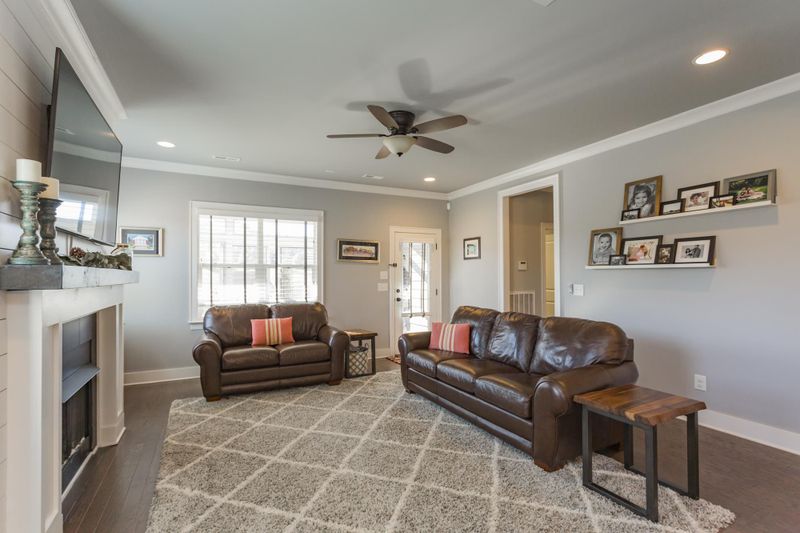 2001 Ryecroft Ln, Franklin, TN 37064