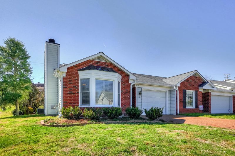 273 Cana Cir, Nashville, TN 37205