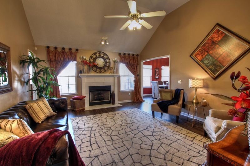 3327 Dibrell Ct, Murfreesboro, TN 37130