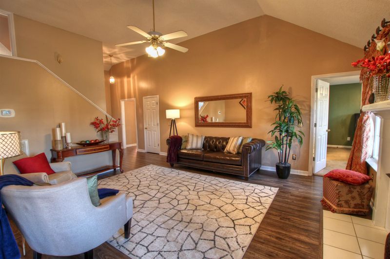 3327 Dibrell Ct, Murfreesboro, TN 37130