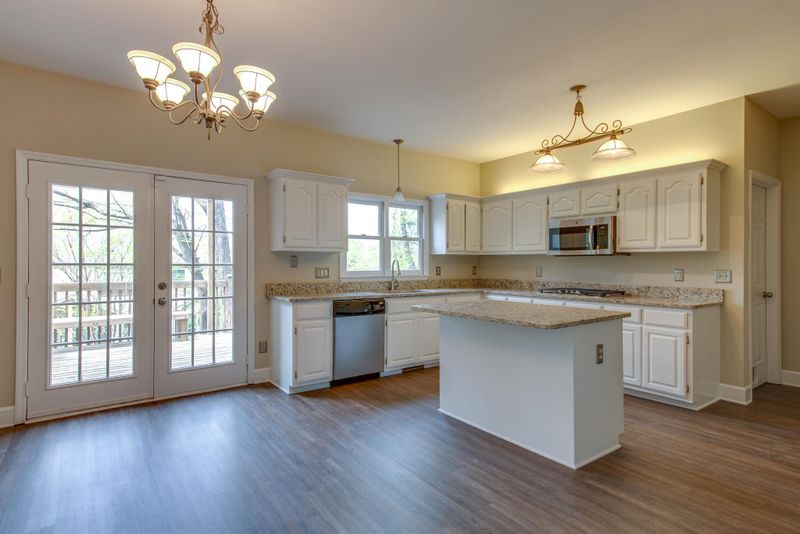 305 Gainsway Ct, Franklin, TN 37069