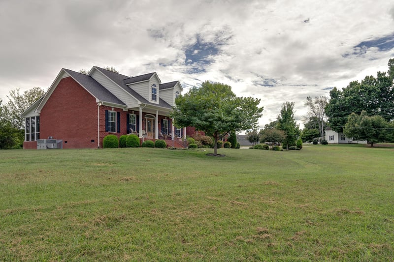 1934 Howard Moore Ln, Culleoka, TN 38451