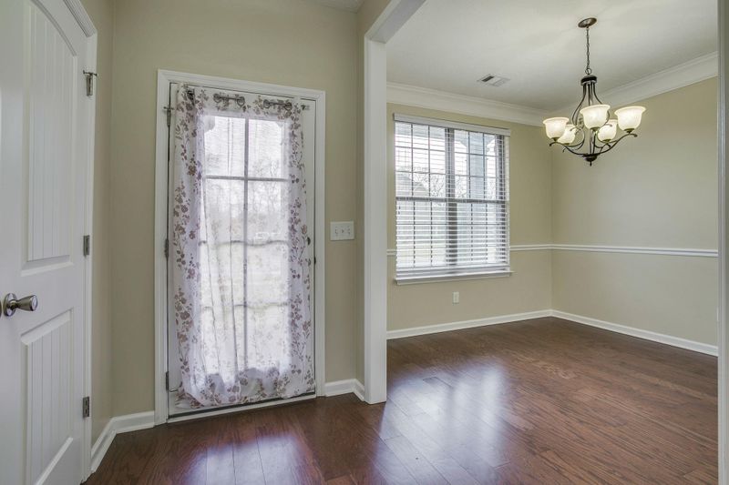 2027 Audubon Ln, Murfreesboro, TN 37128
