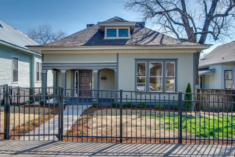 1504 Forrest Ave, Nashville, TN 37206