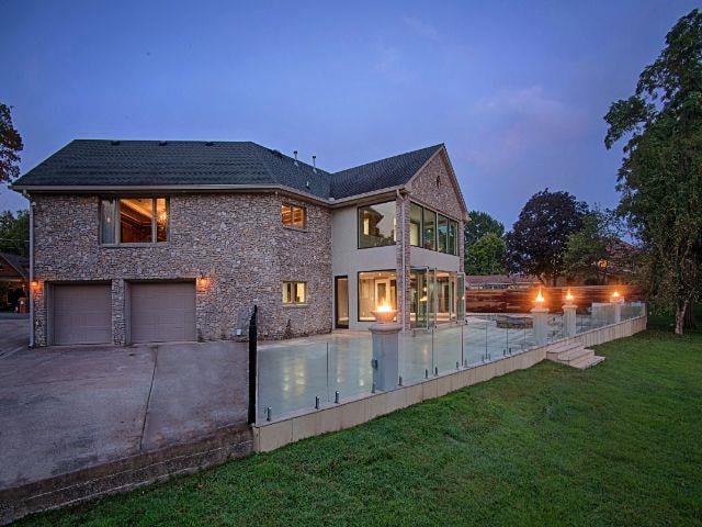 114 Walnut Dr, Hendersonville, TN 37075
