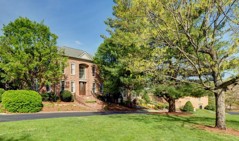 32 Erwin Ct, Nashville, TN 37205